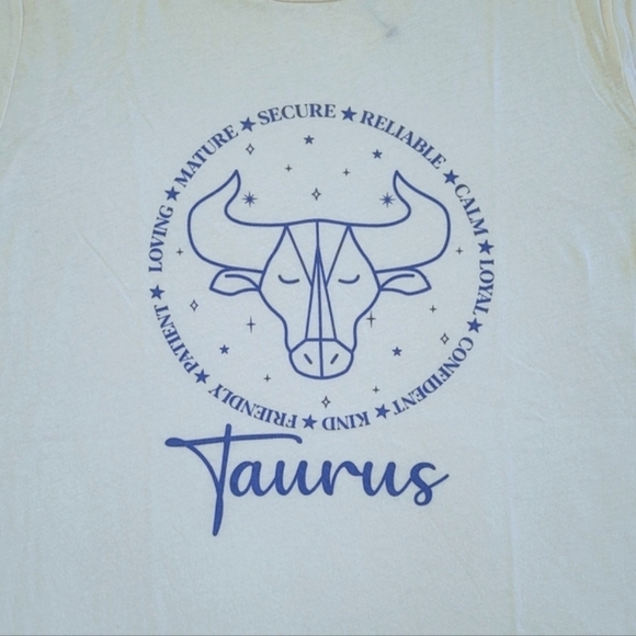 LE life elsewhere Taurus♉ Zodiac Tee👕 - Picture 3 of 12